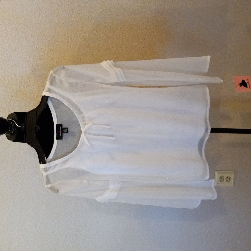 GIRL'S BLOUSE